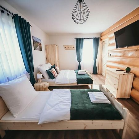 Bed and Breakfast Tarasowka U Zajaca Czerwienne Екстер'єр фото